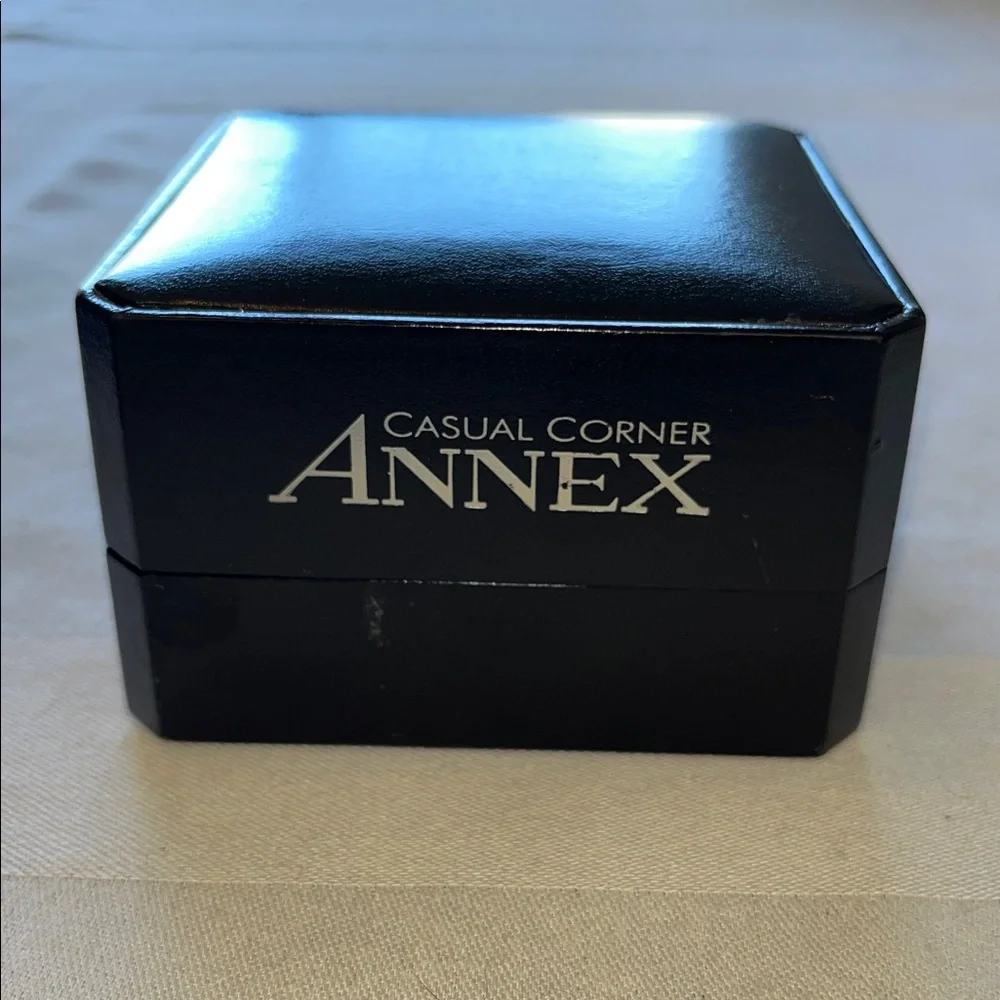 Casual Corner Annex Black Empty Watch Box